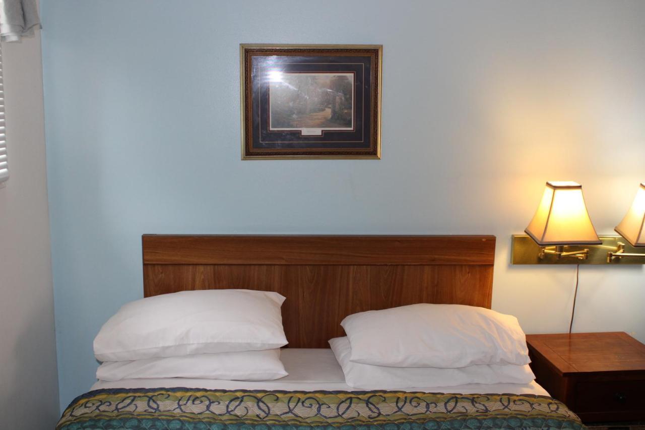 River Road Motel Wisconsin Dells